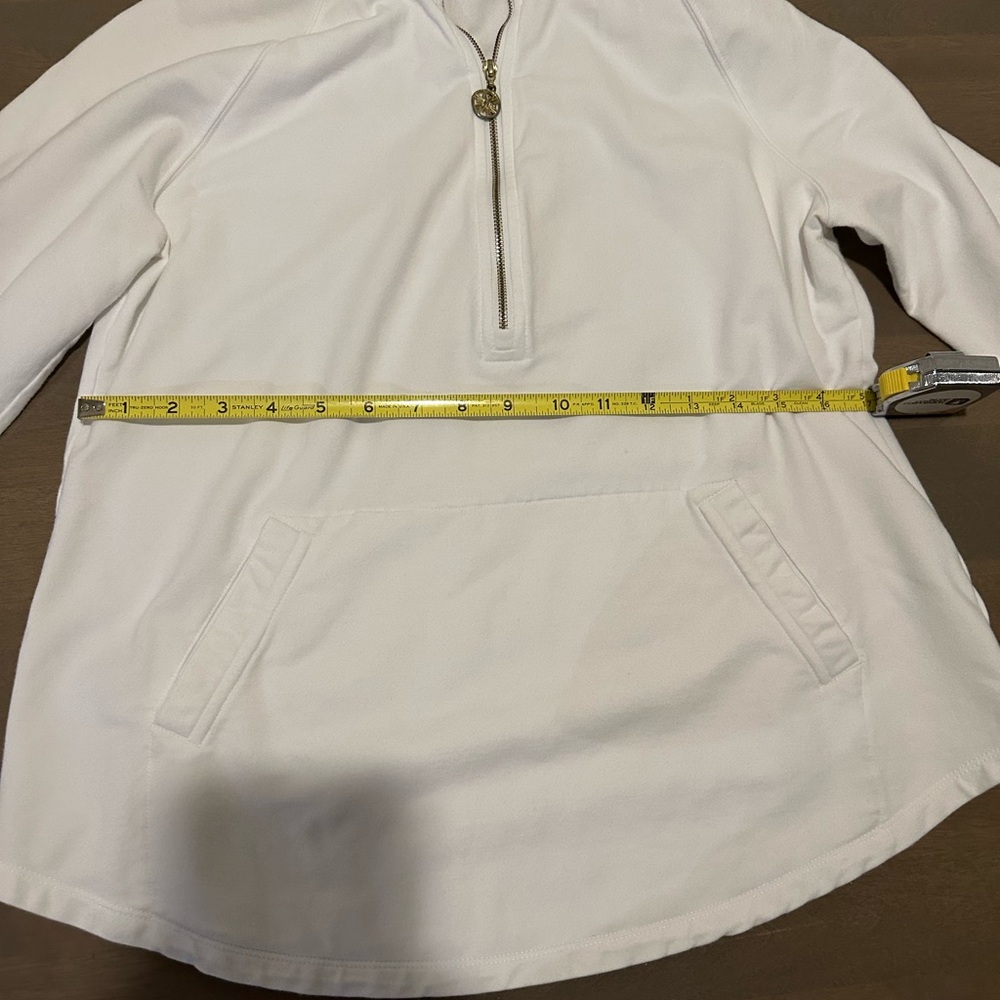 Lilly Pulitzer White Garment with Pink Label - Picture 5 of 9